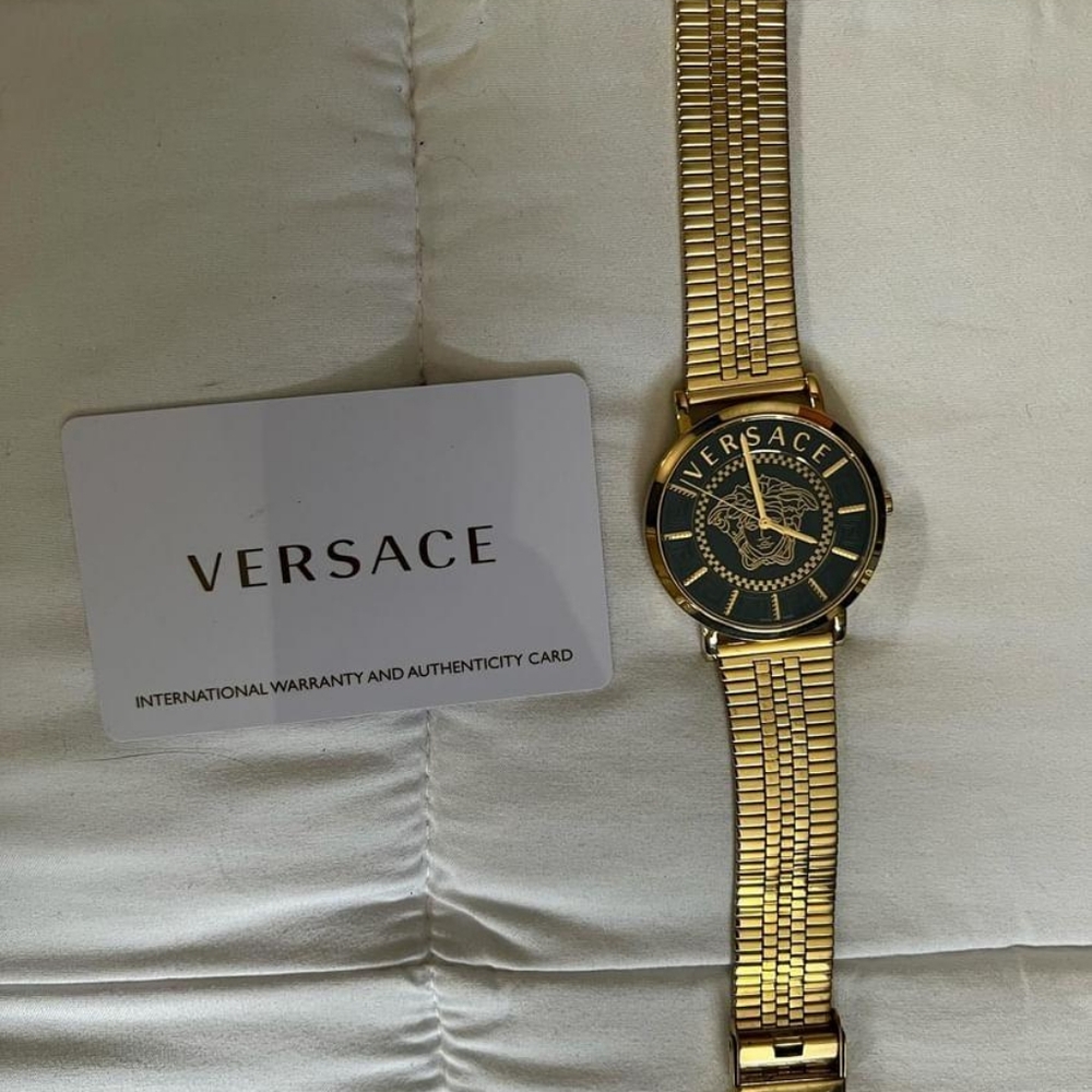 Versace Watch - Picture 3 of 4